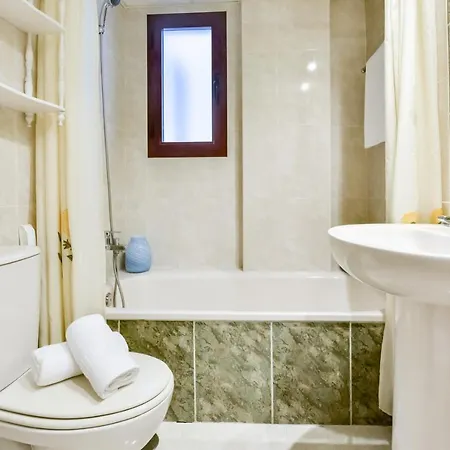 Guzman - Zafiro Apartment